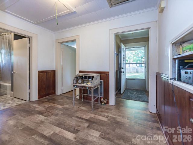 2111 Emmanuel Church Road, Conover, NC 28613