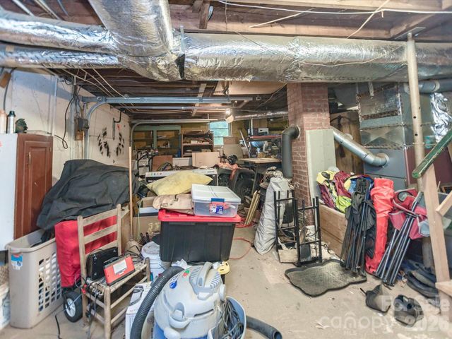 2111 Emmanuel Church Road, Conover, NC 28613