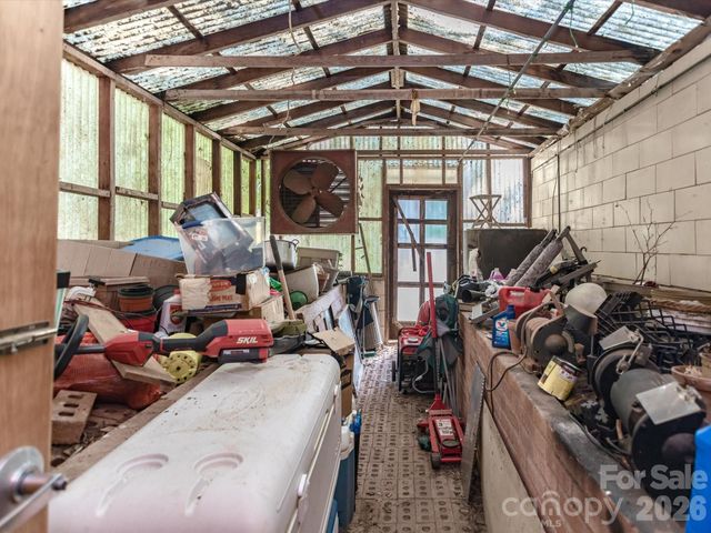 2111 Emmanuel Church Road, Conover, NC 28613