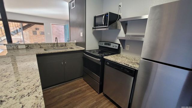 133 Parland Pl Apt 3, San Antonio, TX 78209