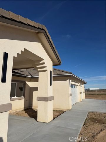 6610 Rancho Road, Phelan, CA 92371