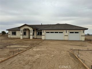 6610 Rancho Road, Phelan, CA 92371