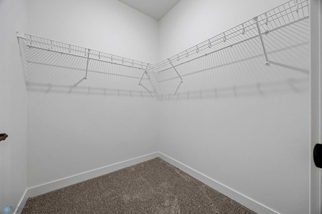 305 Prairie Drive N, Hankinson, ND 58041