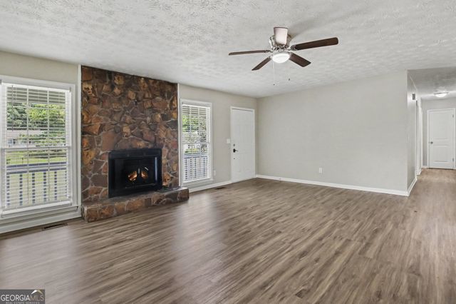 50 Freestone Drive, Newnan, GA 30265