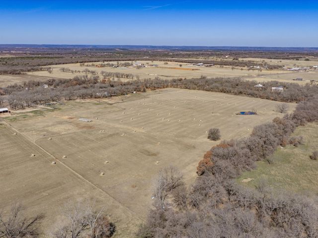 19901 S Highway 281, Lipan, TX 76462