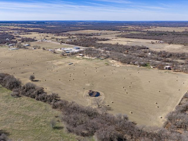 19901 S Highway 281, Lipan, TX 76462