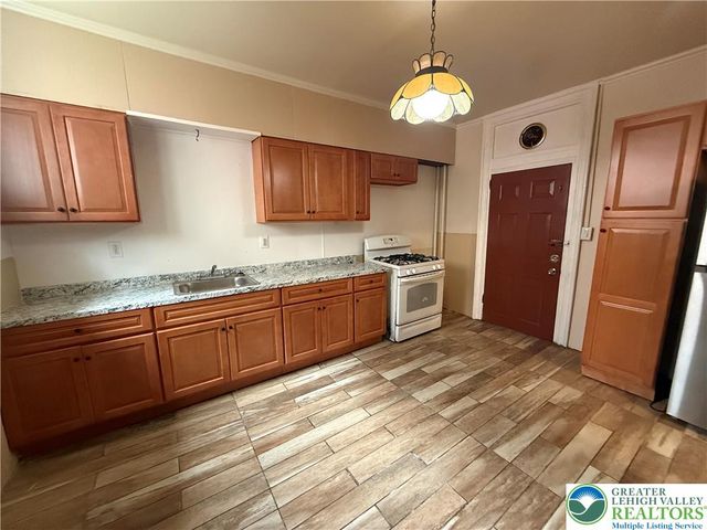 305 North 2nd Street 1, Allentown City, PA 18102