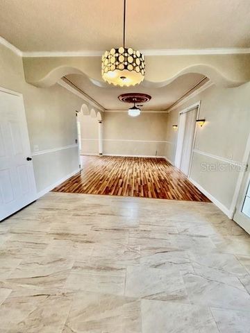 16041 LAGOON DRIVE, Clermont, FL 34711