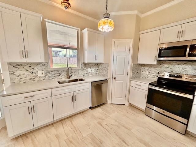 16041 LAGOON DRIVE, Clermont, FL 34711