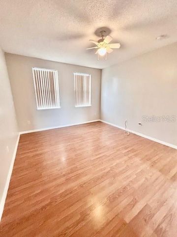 16041 LAGOON DRIVE, Clermont, FL 34711