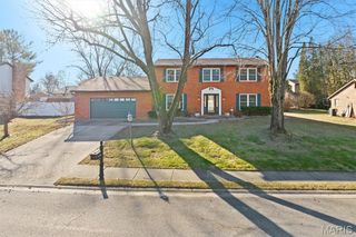 3 Shallowbrook Drive, O'fallon, IL 62269