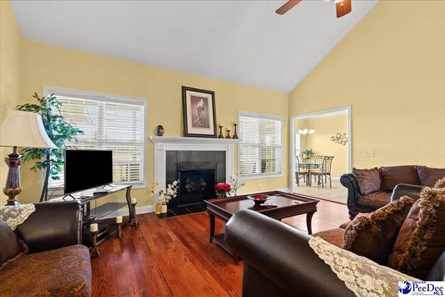 2818 Gray Dr, Darlington, SC 29532
