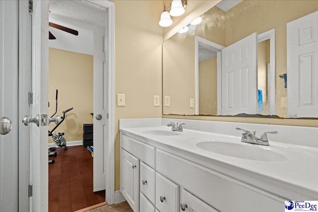 2818 Gray Dr, Darlington, SC 29532