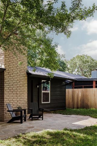 5204 Hedgewood DR, Austin, TX 78745