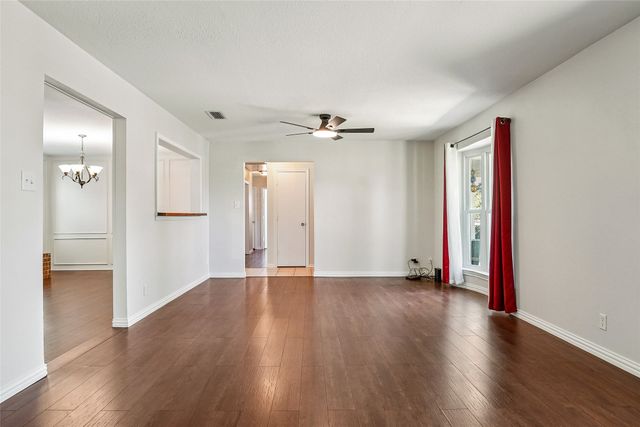 1506 Springbrook Street, Corinth, TX 76210