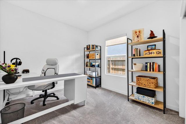 7118 W Willis Avenue, Fresno, CA 93723