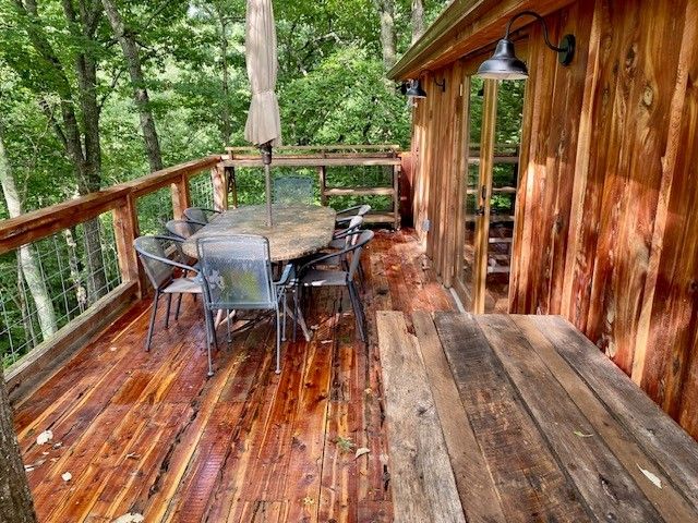 200 Jennifer Ln, Dowelltown, TN 37059