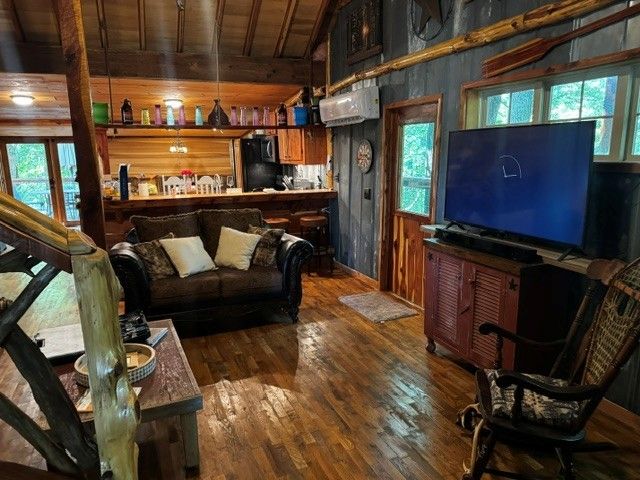 200 Jennifer Ln, Dowelltown, TN 37059