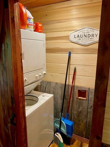 200 Jennifer Ln, Dowelltown, TN 37059