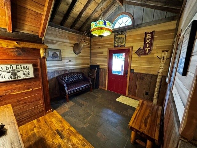 200 Jennifer Ln, Dowelltown, TN 37059