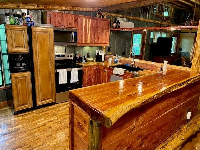 200 Jennifer Ln, Dowelltown, TN 37059