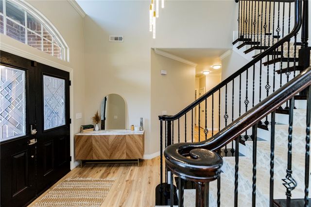 2024 N Freedom Place, Fayetteville, AR 72704