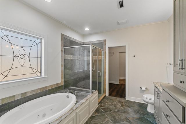 223 Glen Oaks Dr., Dothan, AL 36301