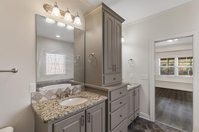 223 Glen Oaks Dr., Dothan, AL 36301