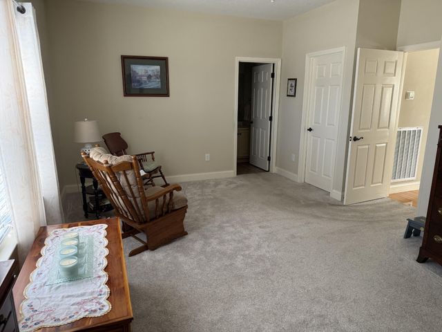 702 Stratford Avenue, Sweetwater, TN 37874