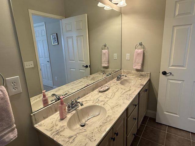 702 Stratford Avenue, Sweetwater, TN 37874