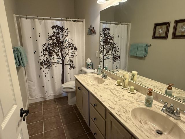 702 Stratford Avenue, Sweetwater, TN 37874