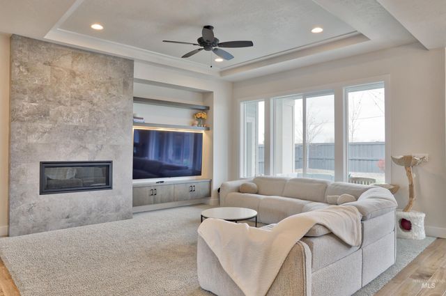 7033 S Zenith, Meridian, ID 83642