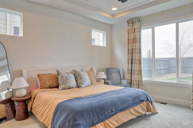 7033 S Zenith, Meridian, ID 83642