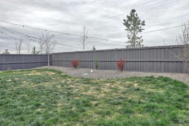 7033 S Zenith, Meridian, ID 83642