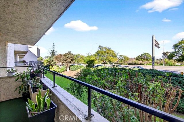 26251 Vermont 202, Harbor City (los Angeles), CA 90710