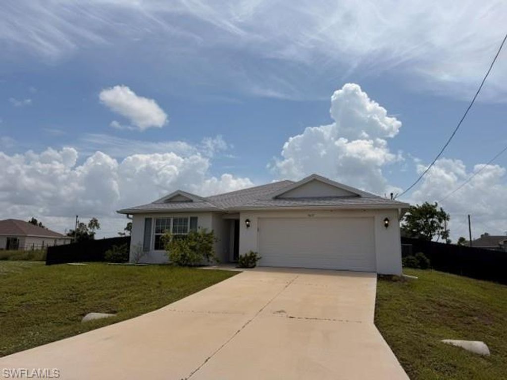 3637 NE 10th AVE, Cape Coral, FL 33909