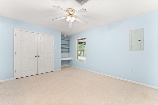 8270 Frontage Road, Iowa, LA 70647