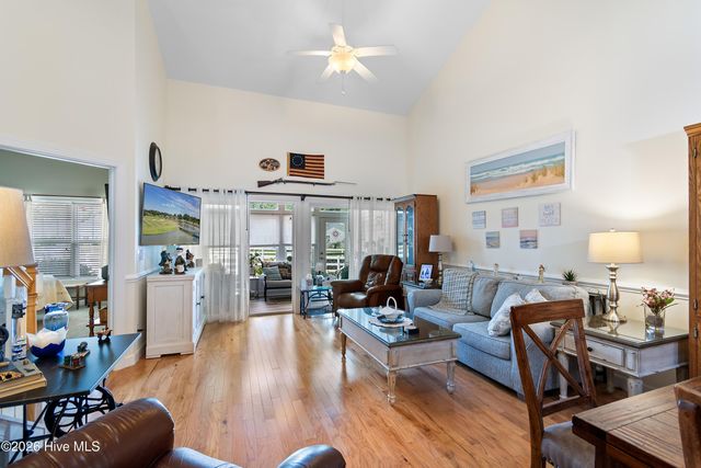 8966 Smithfield Drive NW Apt 3, Calabash, NC 28467