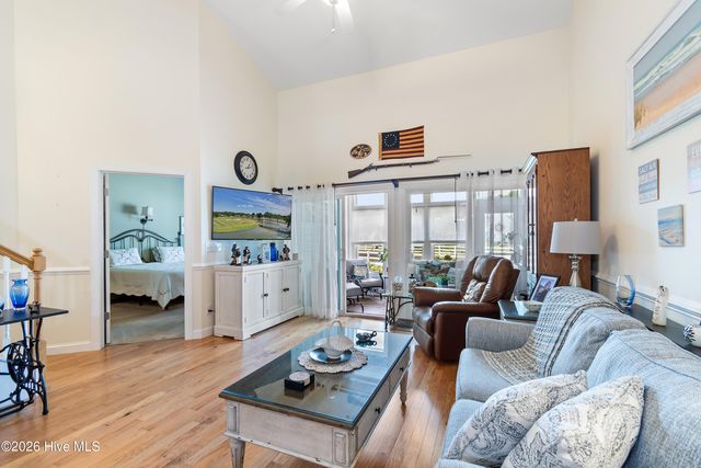 8966 Smithfield Drive NW Apt 3, Calabash, NC 28467
