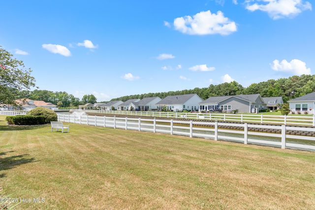 8966 Smithfield Drive NW Apt 3, Calabash, NC 28467