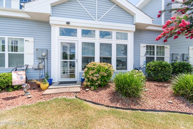 8966 Smithfield Drive NW Apt 3, Calabash, NC 28467