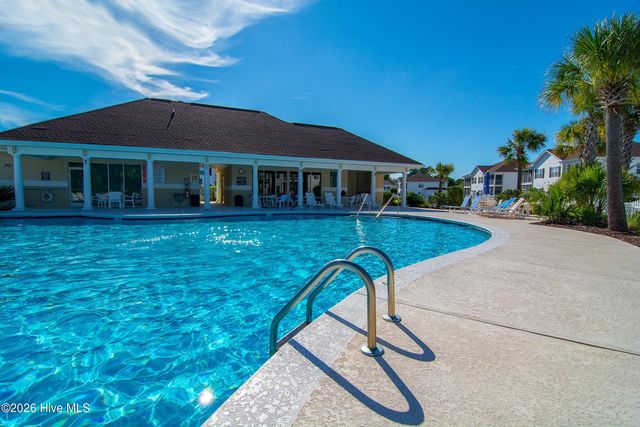 8966 Smithfield Drive NW Apt 3, Calabash, NC 28467