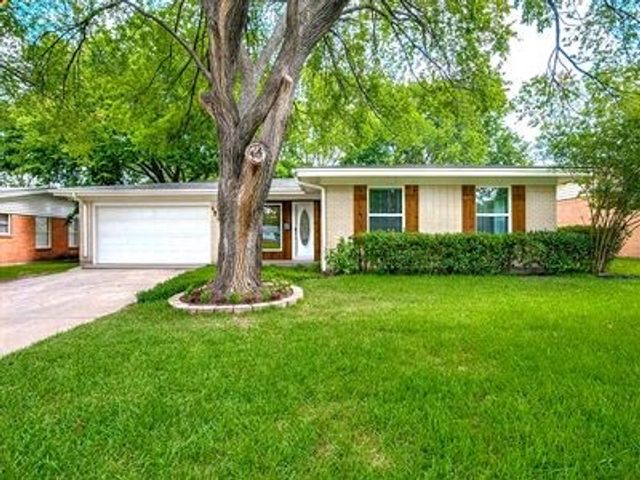 2605 Crest Ridge Drive, Dallas, TX 75228