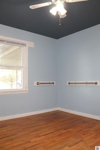 3771 STE RTE 121 S., Murray, KY 42071