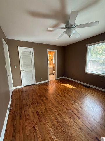 3771 STE RTE 121 S., Murray, KY 42071