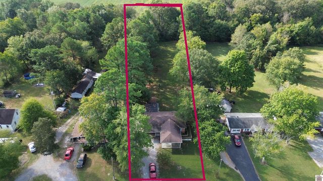 3771 STE RTE 121 S., Murray, KY 42071