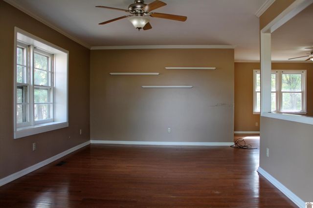 3771 STE RTE 121 S., Murray, KY 42071