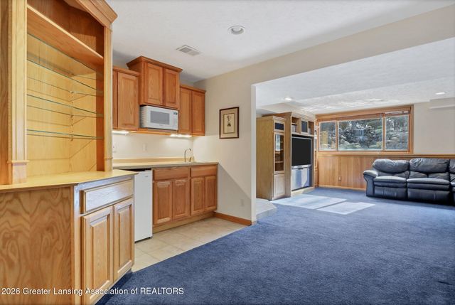 2622 Sorority Lane, Holt, MI 48842