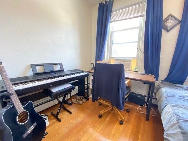15 Unity Street 4, Boston, MA 02113