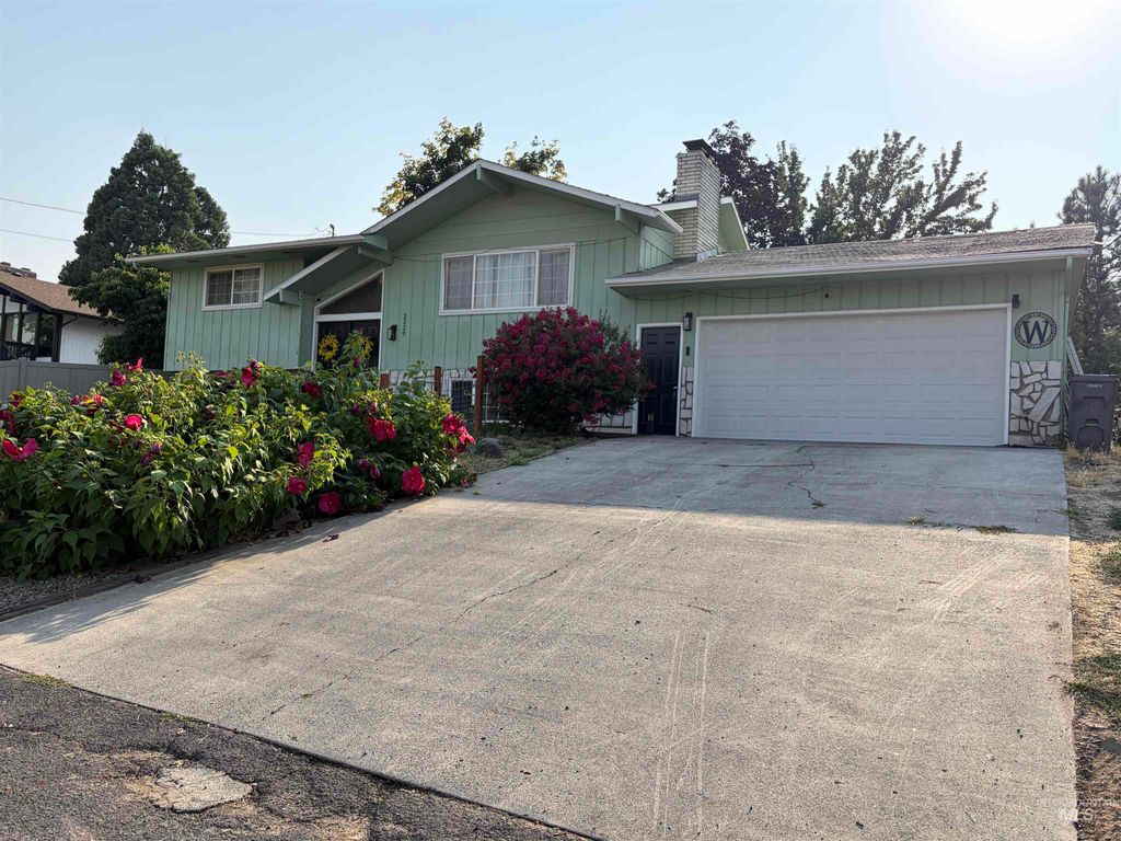 2220 Schaefer Dr., Clarkston, WA 99403 photo 1